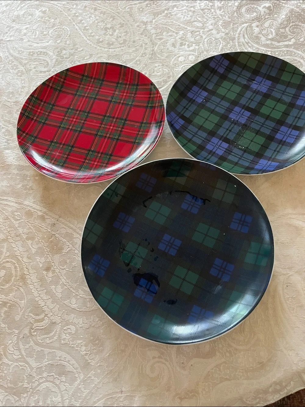 Pendleton Three Tartan 8 inch dessert plates Red, Green, Blue in EUC!